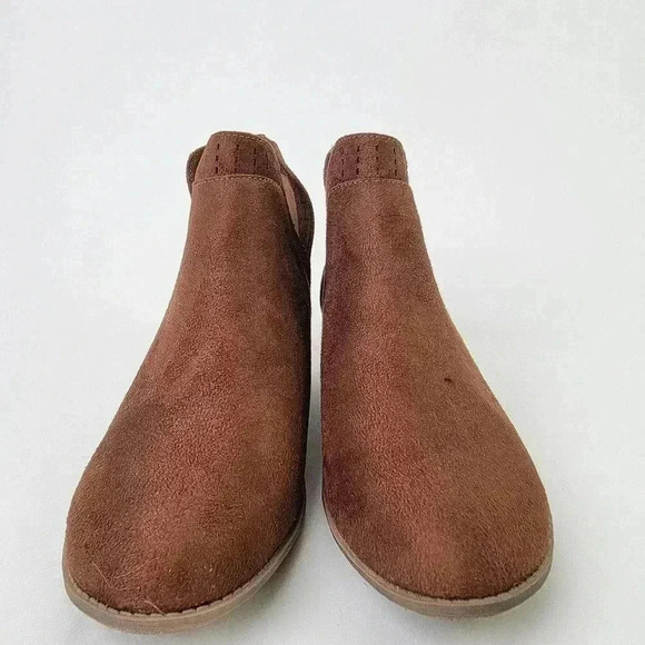 Arizona Julian Block Heel Booties - 9 - Picture 2 of 9